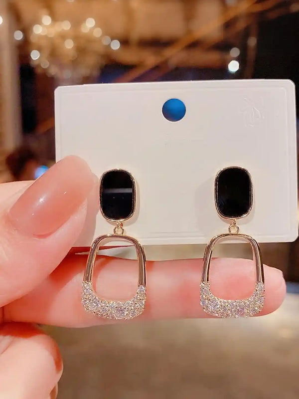 Shimmer of Night Earrings