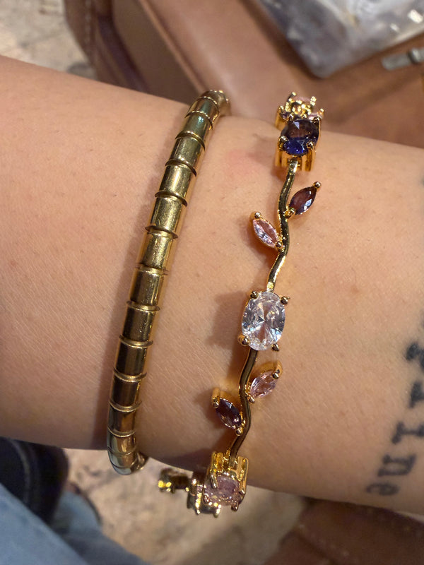 Golden Lavi Stack