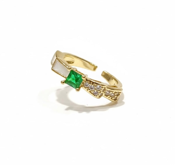 Creolin Emerald Ring