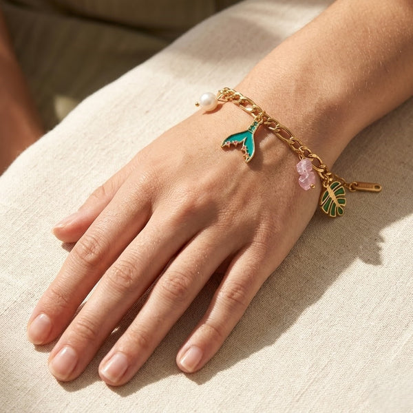 Fish tail leaf charm bracelet