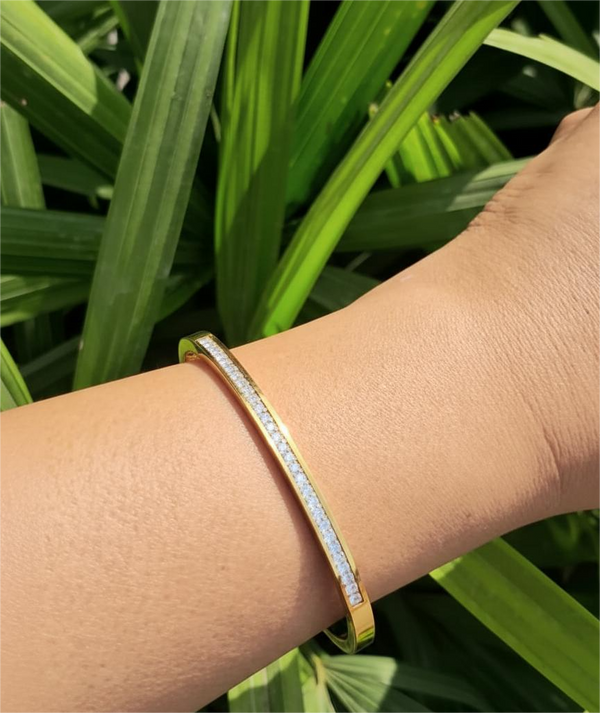 Sparkling Line Bangle Bracelet