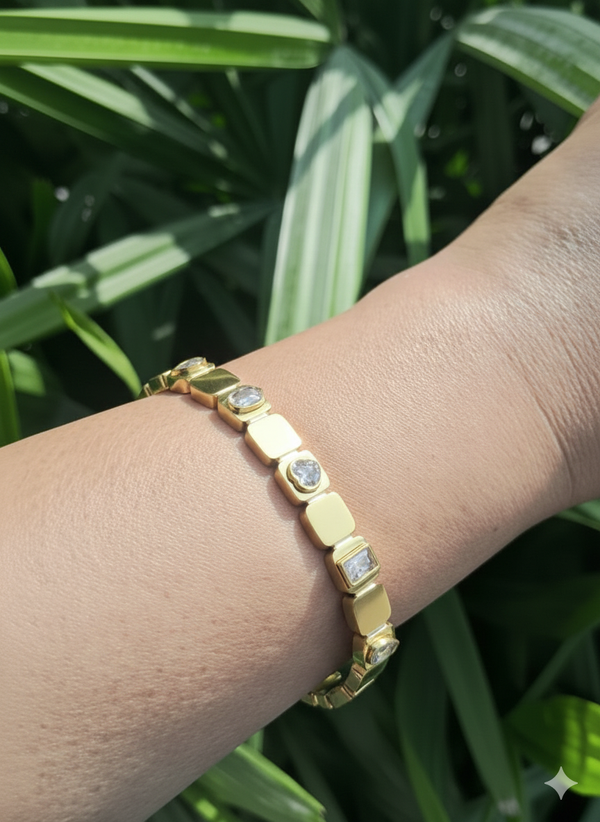 Regal Mirage Bracelet