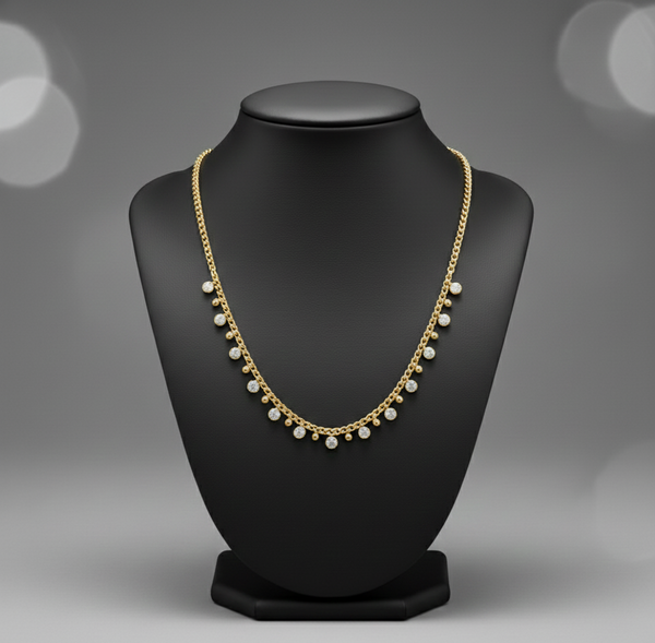 Gilt Sparkling Necklace