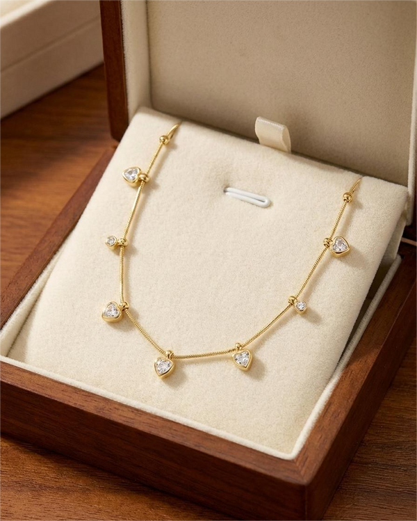 Solene Crystals Necklace