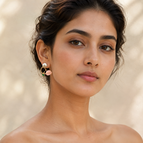 Tulip Pearl Earring