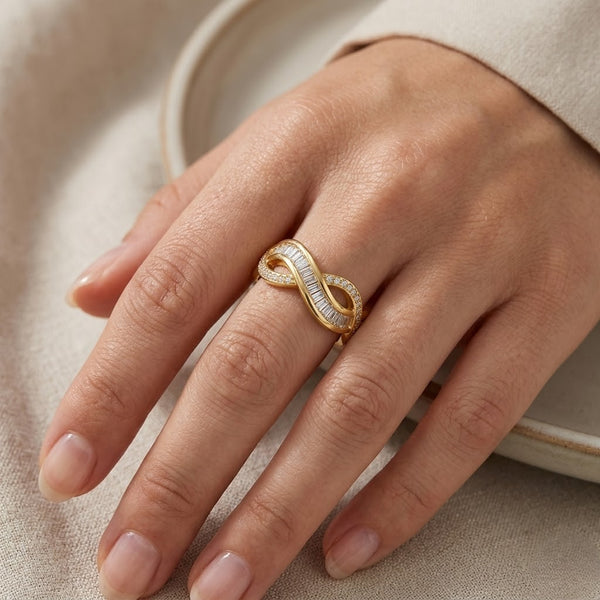 Chic Twined Ring