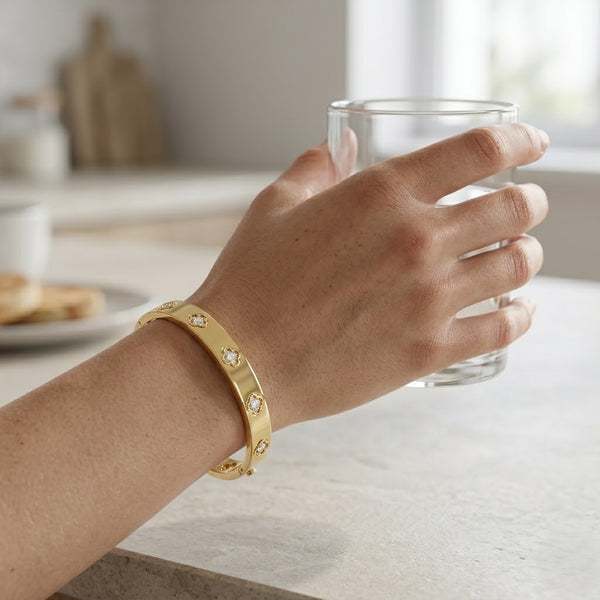 Flower Stud Bracelet