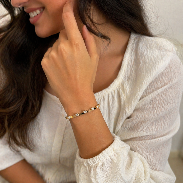 Solid Heart Tassel Bracelet